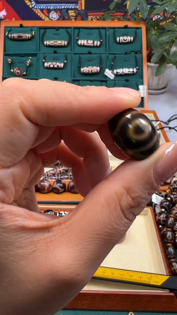 玛瑙/玉髓（覆膜）颈饰未镶嵌28.（微瑕随机发货）