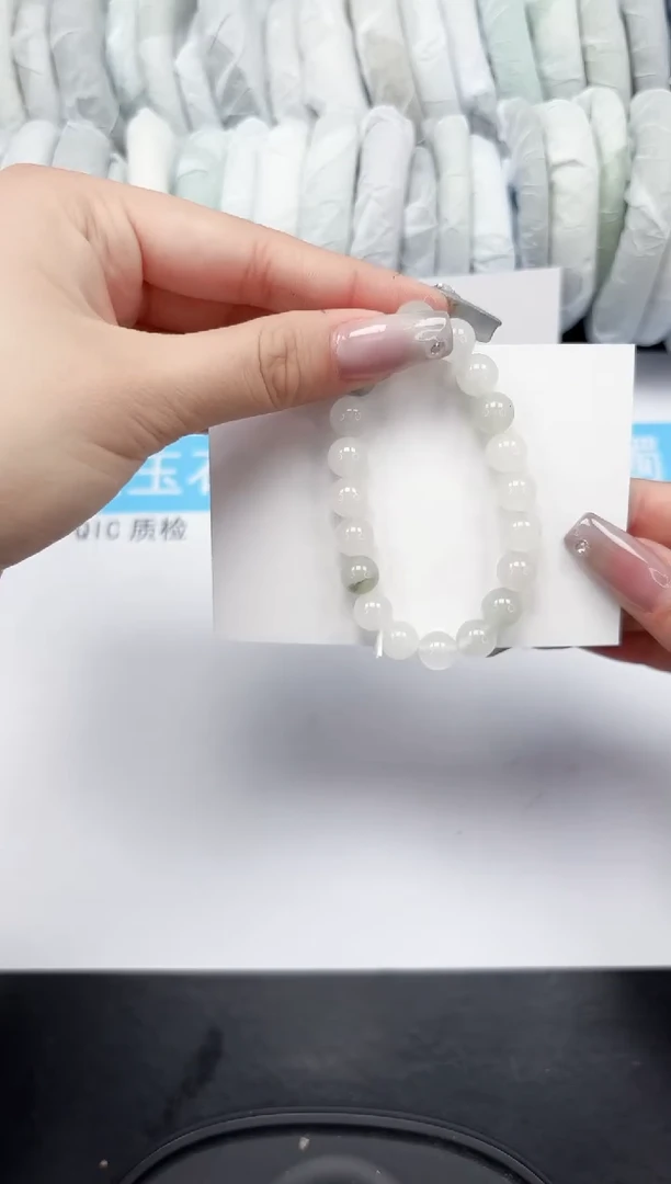 【闪购商品】石英质玉手镯未镶嵌1-