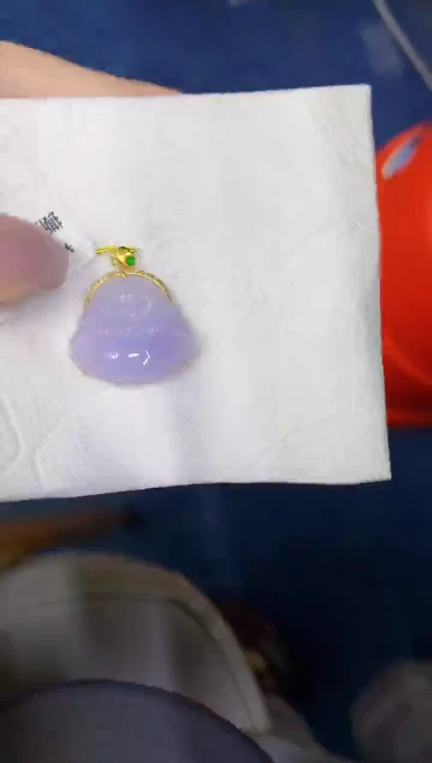 颈饰18K金镶嵌翡翠缅甸天然翡翠A货