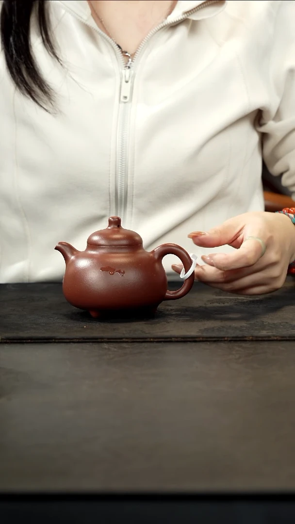茶壶紫砂桃花紫泥三足乳鼎270cc