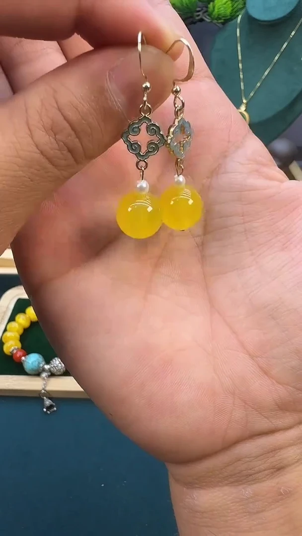 玛瑙/玉髓耳钉14K金镶嵌E55