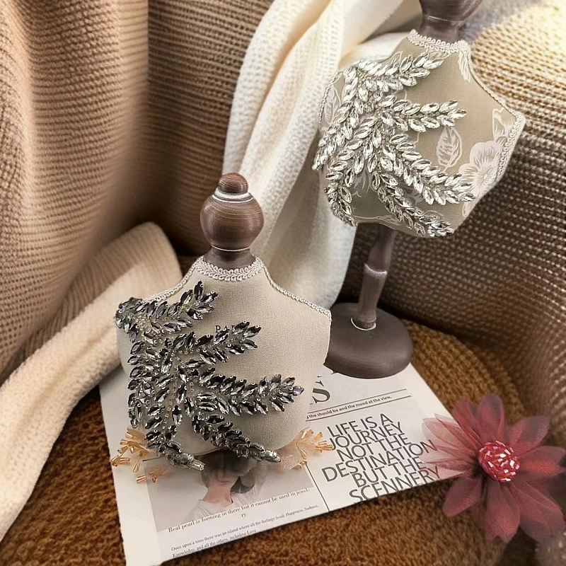 黑白色满钻树叶轻奢款镂空气质网红时尚百搭夏季新娘名媛SF908