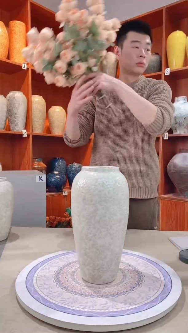 【闪购商品】瓶茶白 大号 陶瓷花瓶 无花