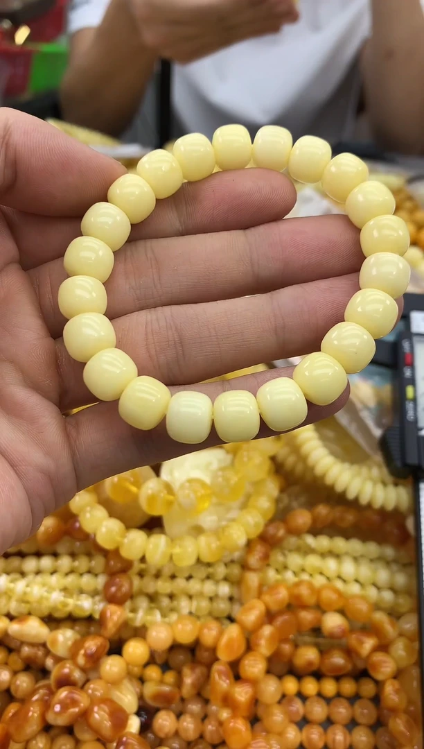 裸石蜜蜡未镶嵌手串