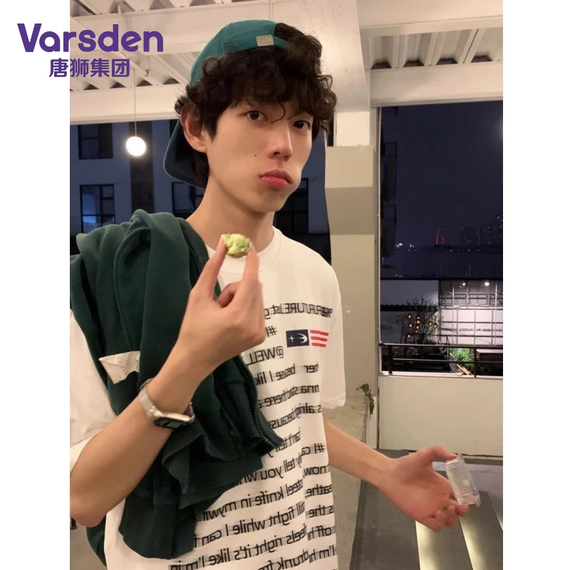 唐狮集团Varsden美式字母正面满印短袖T恤男夏季新款圆领宽松上衣