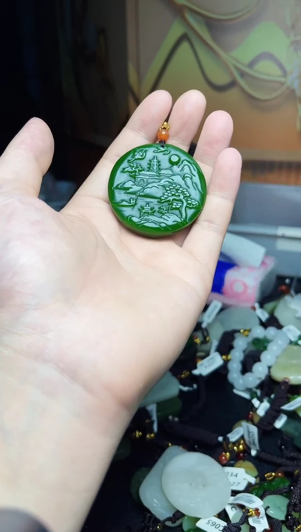 颈饰未镶嵌和田玉1