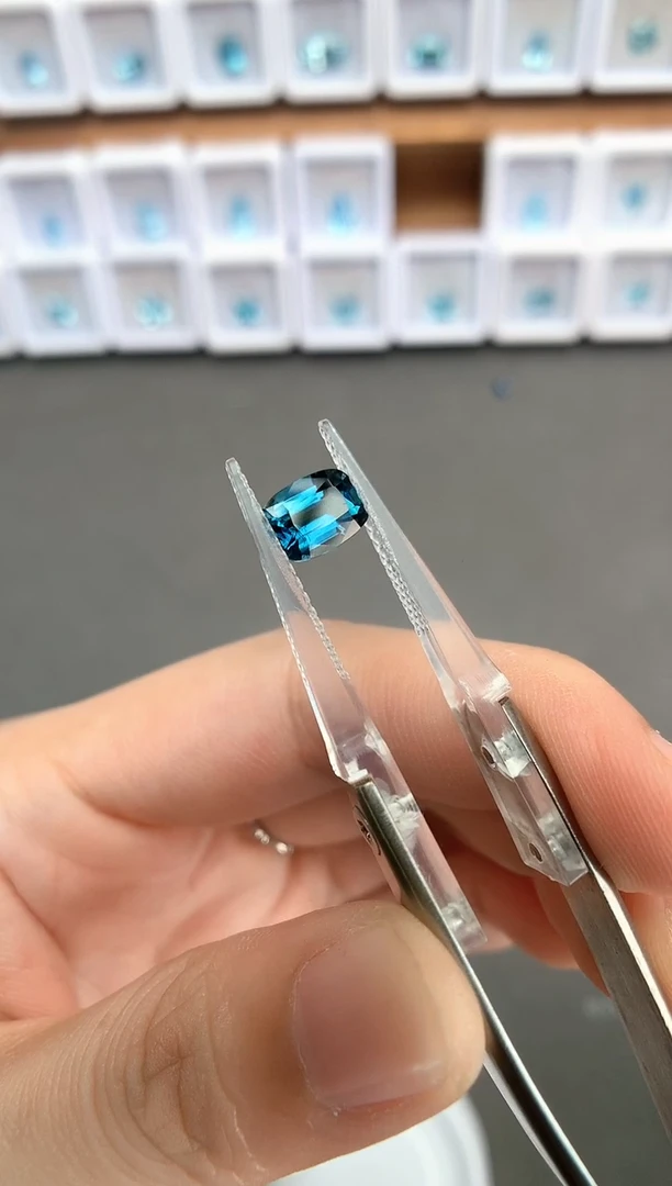 未镶嵌裸石定制碧玺1.29ct