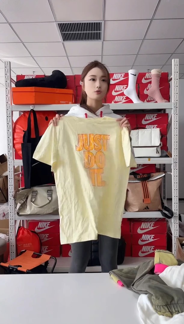编码 231 尺码 xl 胸围衣长  正品直播间过款