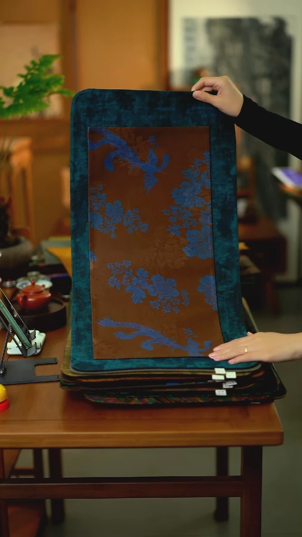 思*?大绮紫加小凤凰花