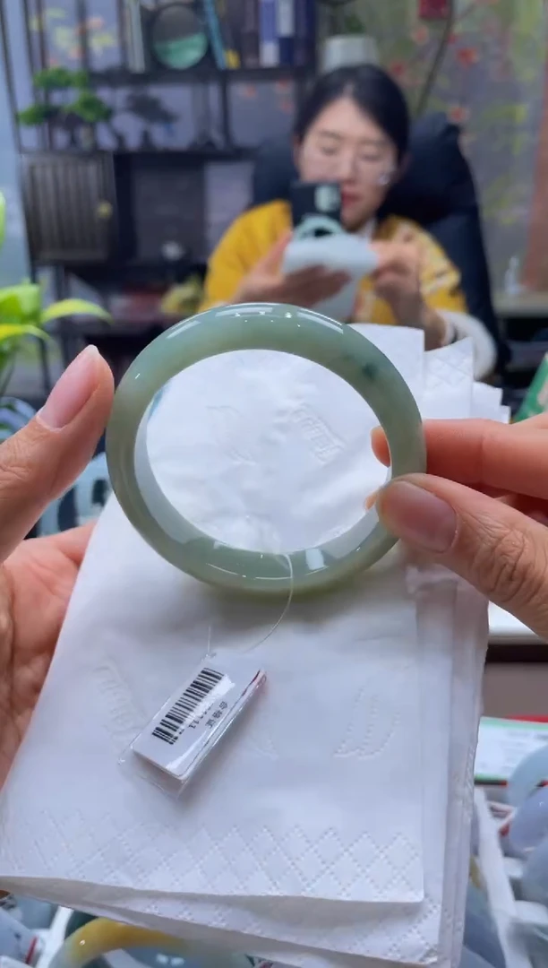 未镶嵌手镯翡翠00005881