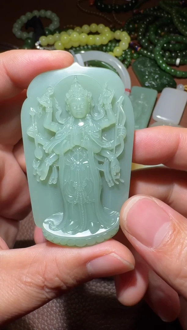 未镶嵌和田玉挂件沐*和田玉