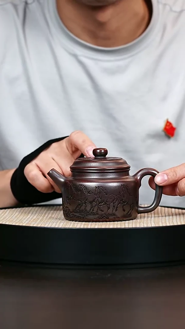 茶壶紫砂古乌泥八骏图德钟