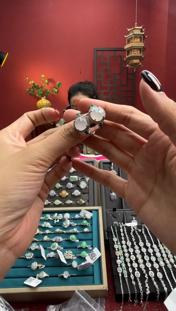 银S925镶嵌戒指翡翠573670/多样性发一