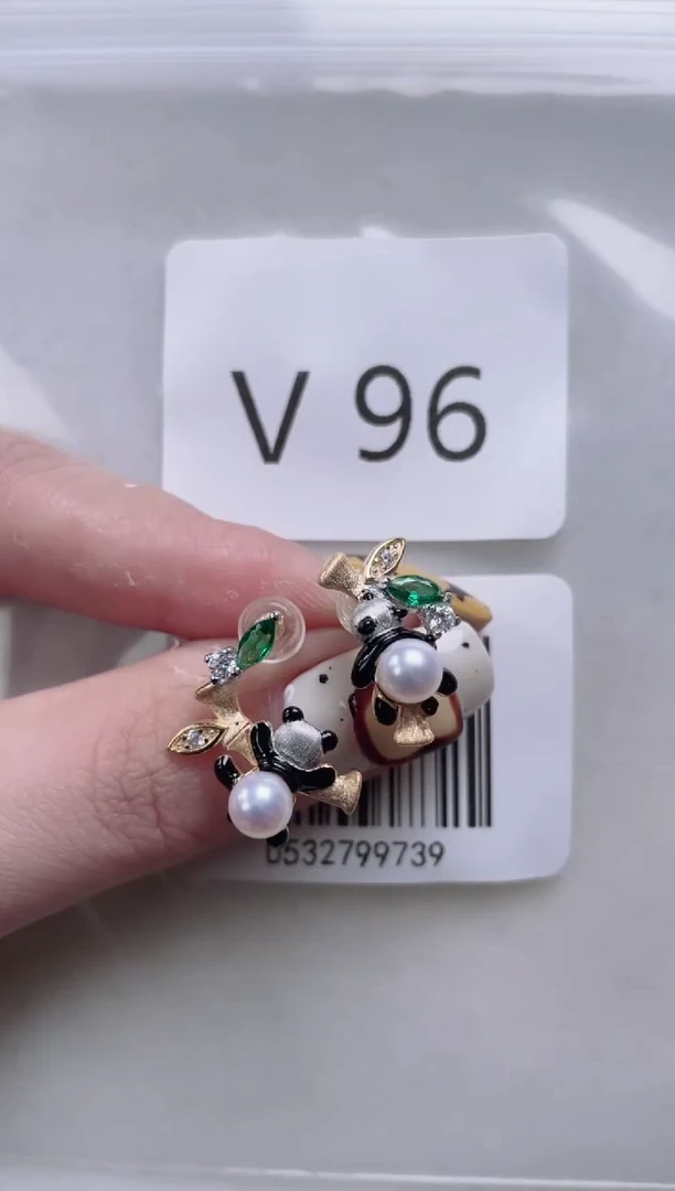 银S925镶嵌淡水珍珠耳饰V96