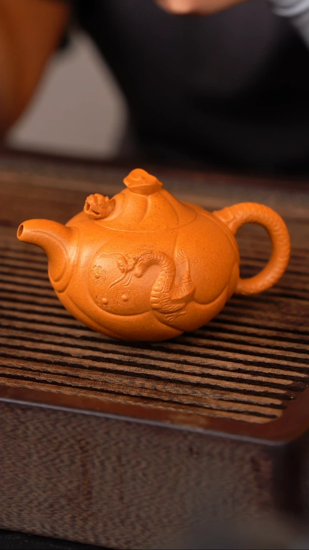 茶壶紫砂最***醒黄金段鱼化龙