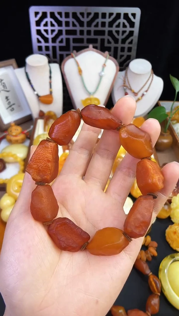 未镶嵌琥珀珠宝奇石雨**，柒月