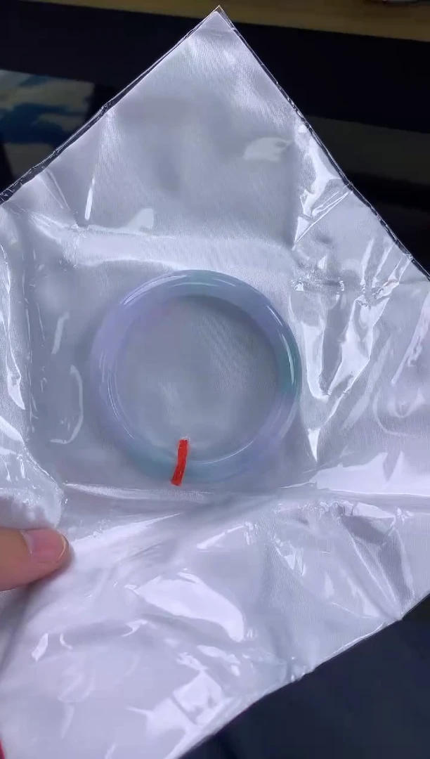 未镶嵌手镯翡翠向**生AAAAAAAAAAAA