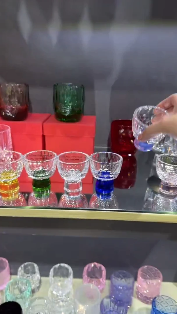 直播间闪烁买一送一紫色
