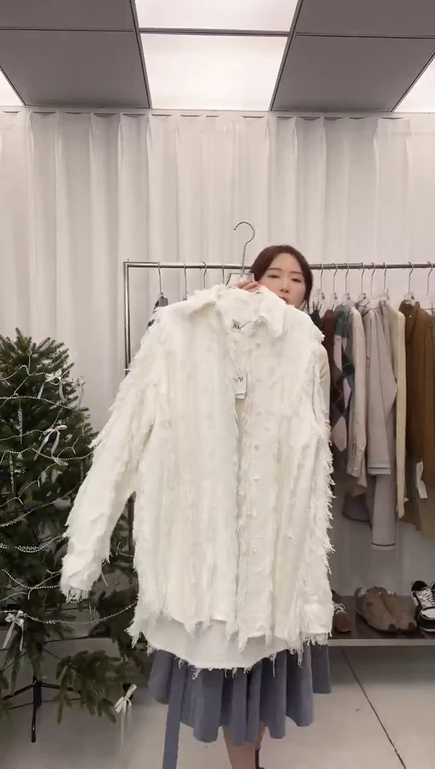 编号002 recto 25款 流苏设计感外套 待开价