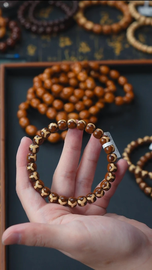 手串紫金鼠4****?实心老型9+      10892