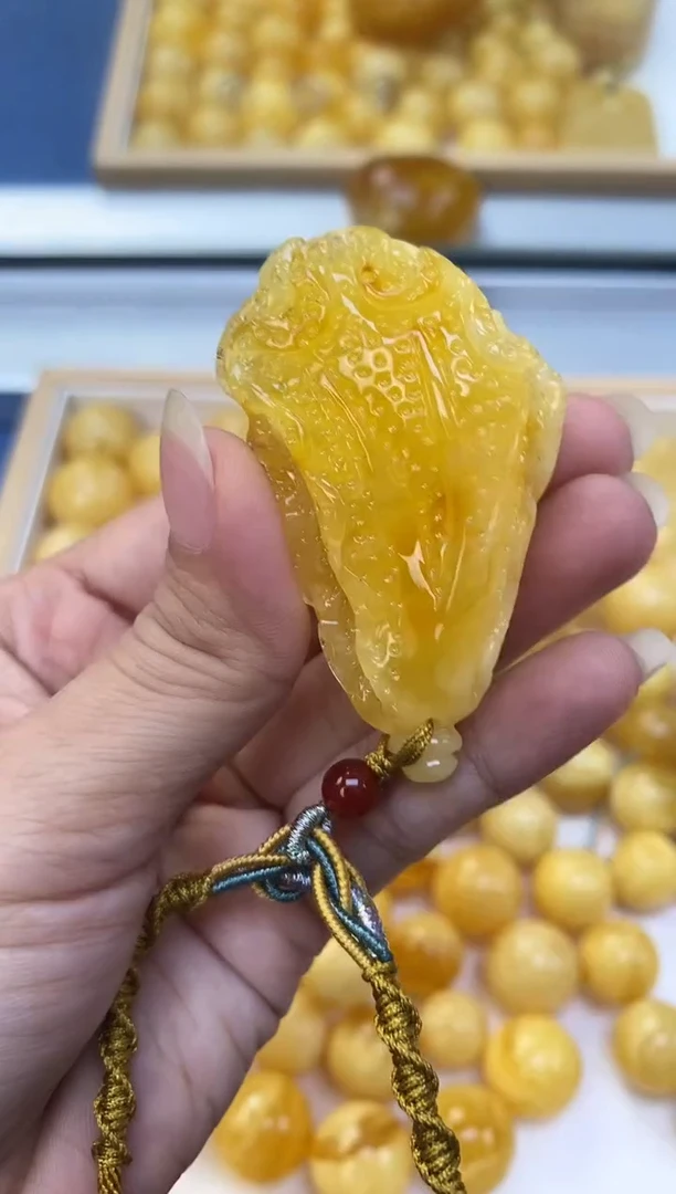 未镶嵌琥珀裸石天然琥珀蜜蜡