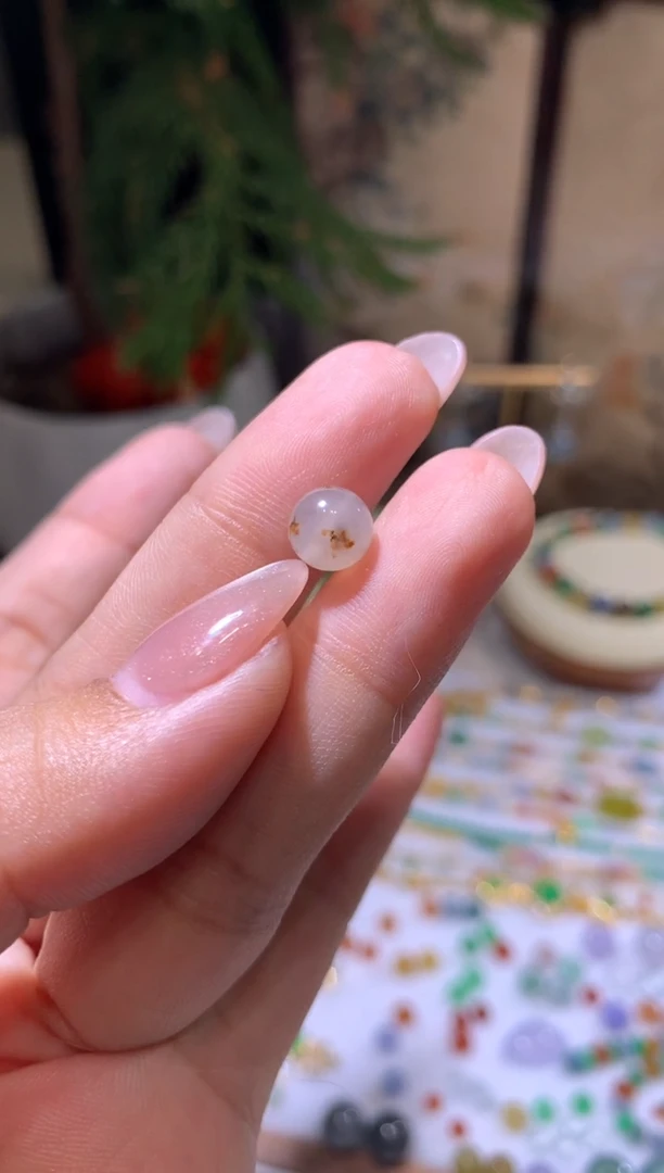 未镶嵌定制翡翠7.4卡珠子