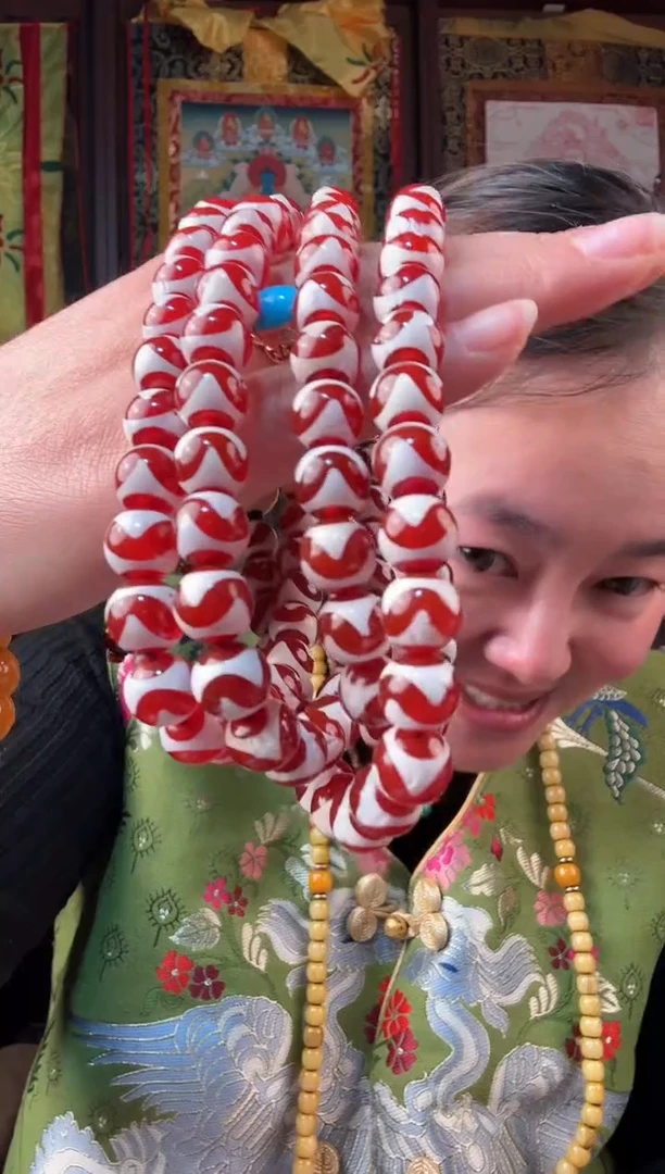 无非金属藏地红的古串