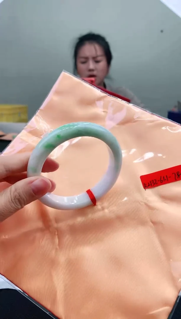 未镶嵌手镯翡翠60