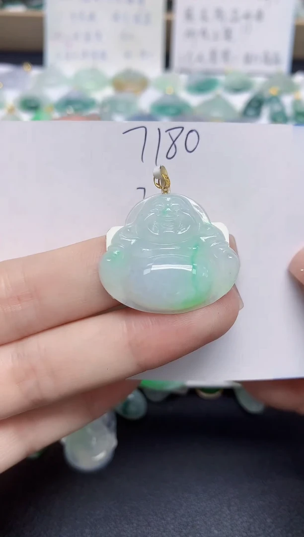 颈饰18K金镶嵌翡翠天然缅甸翡翠A货翡翠百元以上9元证书费自理