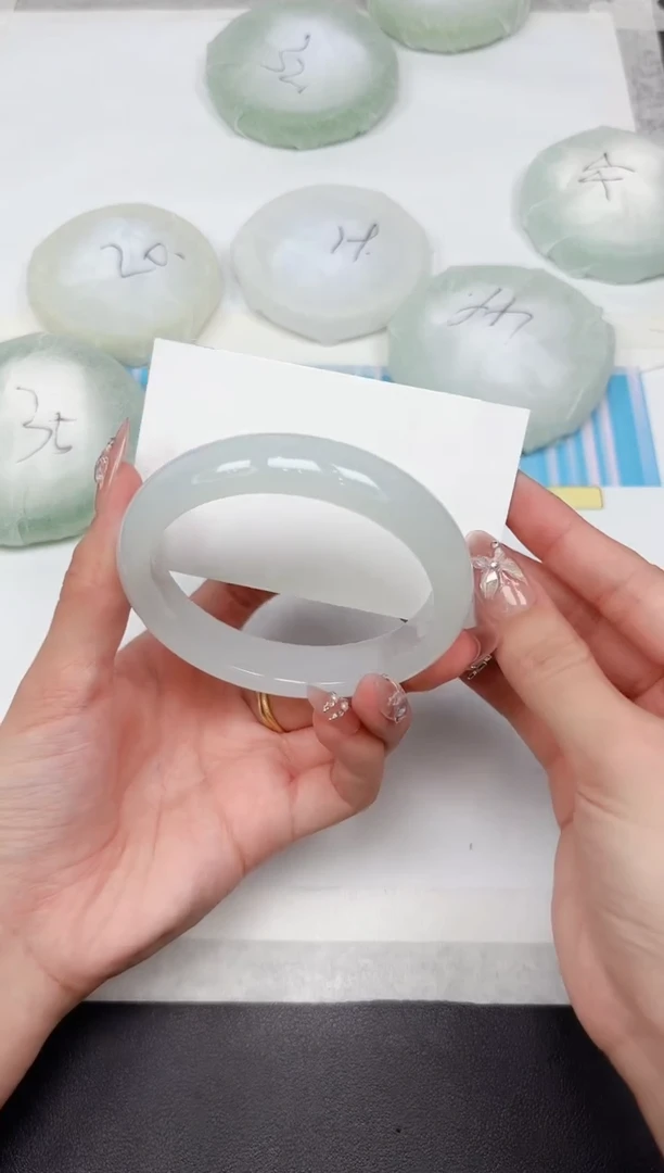 石英质玉手镯未镶嵌186-62.2