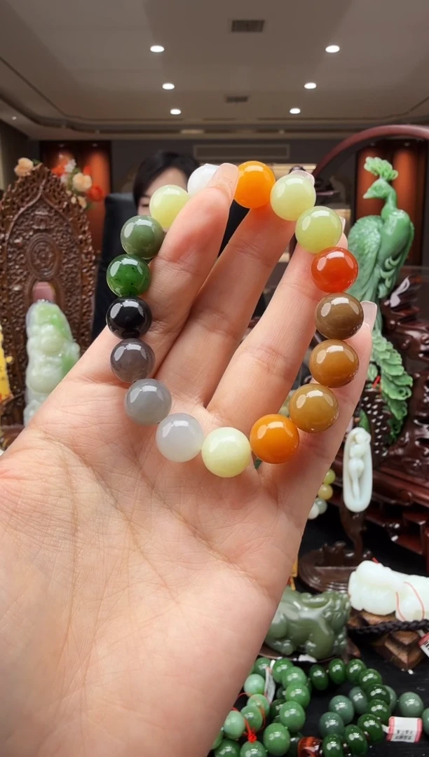 颈饰未镶嵌和田玉db12