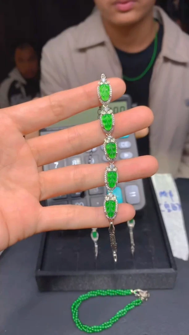 【闪购商品】定制翡翠未镶嵌89多样性发货（发其一）