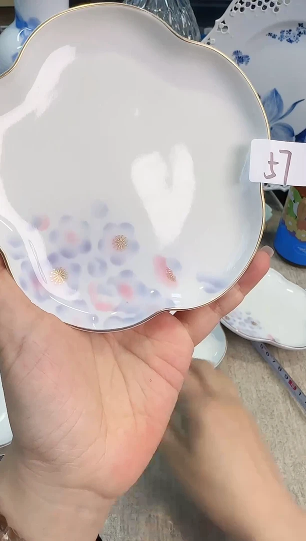 泡泡家的瓷器好好看啊