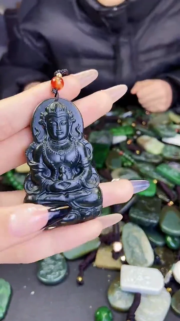 颈饰未镶嵌和田玉1