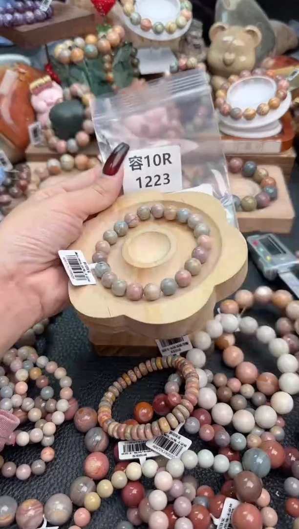 【闪购商品】石英质玉手链未镶嵌10R1223