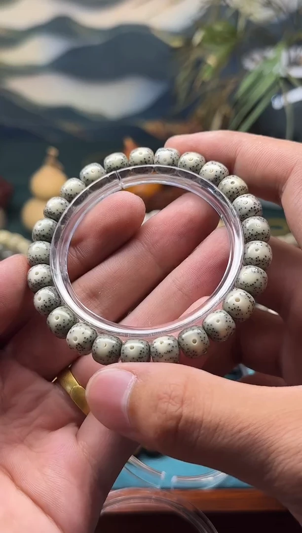 星月菩提手串星月 007 尺寸9*8 月留白