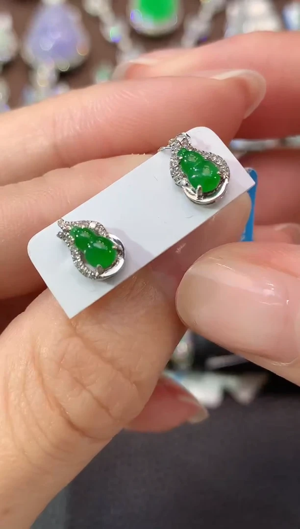 18K金镶嵌翡翠耳饰A1 多样性发一对