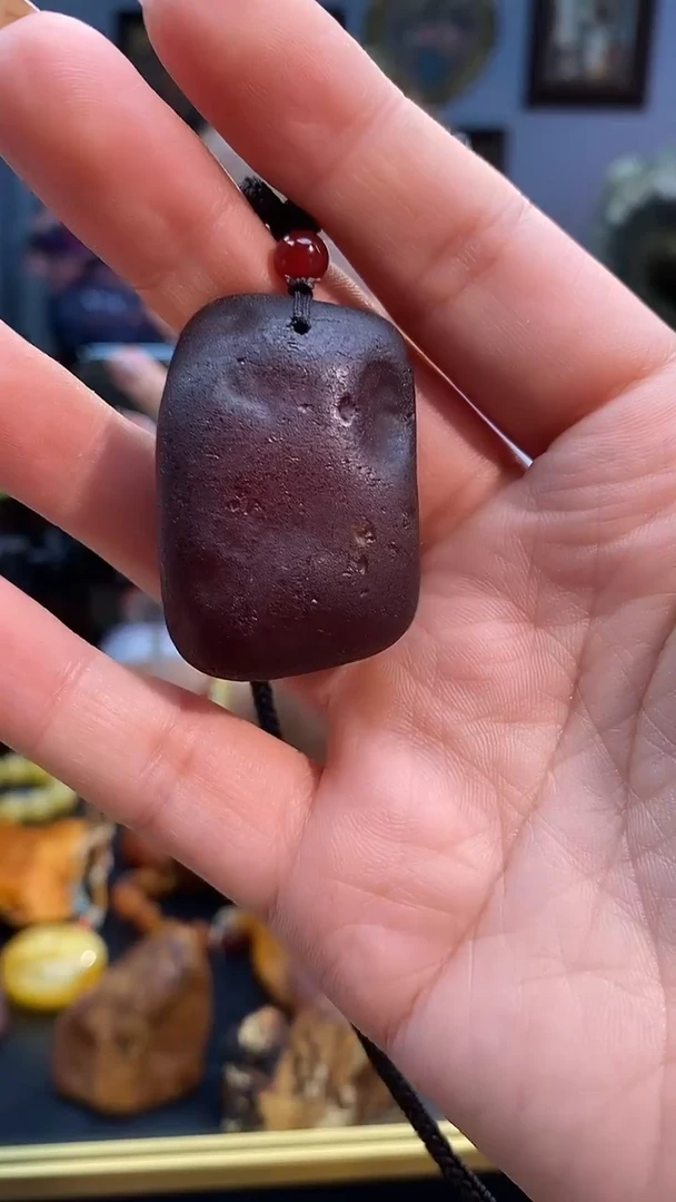 琥珀颈饰未镶嵌吊坠
