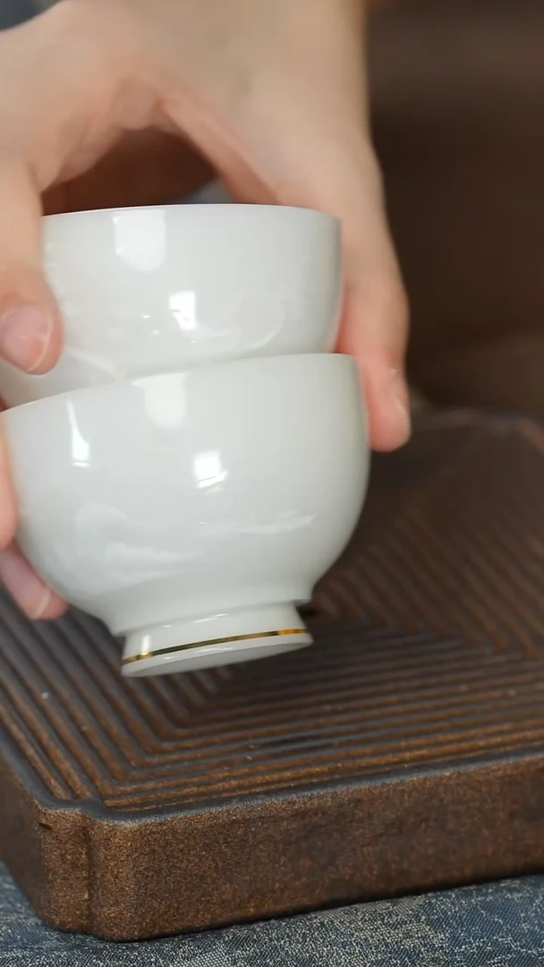 【冰种眉梢山水小杯对杯】【9西泠礼盒】