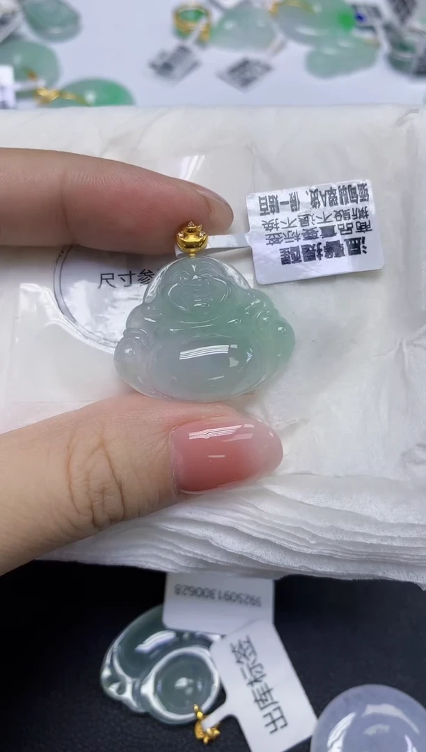 颈饰18K金镶嵌翡翠天然缅甸翡翠A货多样性发一件