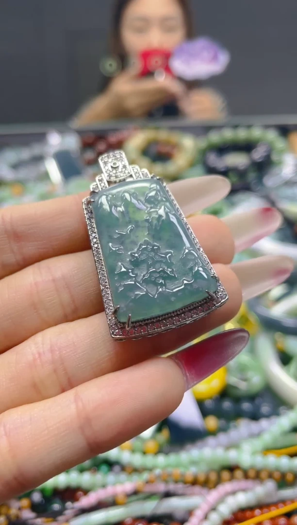 颈饰未镶嵌翡翠/J/翡翠A货，一件也是批发价