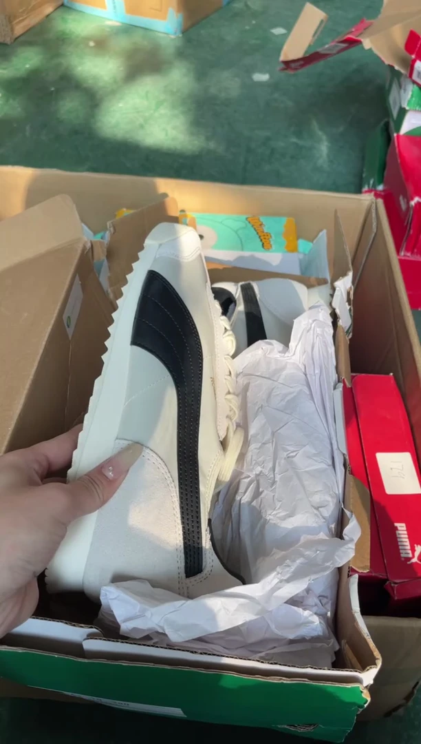 彪马时尚休闲运动鞋43M  AA15