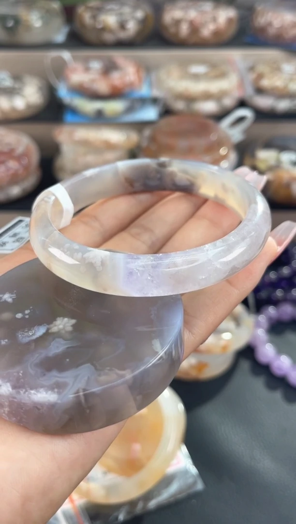 未镶嵌手镯石英质玉61