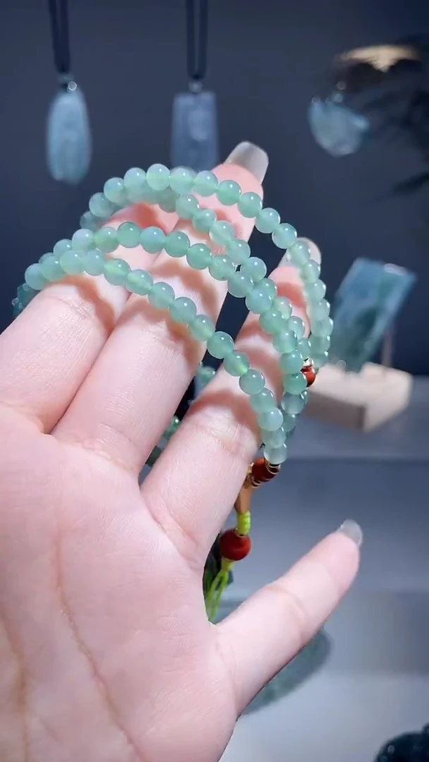 颈饰未镶嵌翡翠珠链