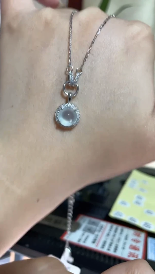 未镶嵌戒指翡翠一物一证一礼盒