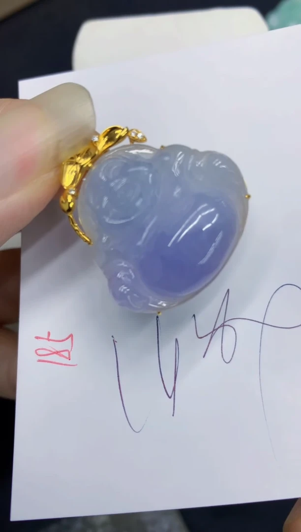 翡翠18K金镶嵌颈饰一***人11111111111