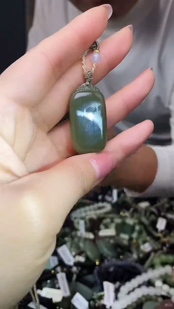 颈饰未镶嵌和田玉多样性发货，拍一发一