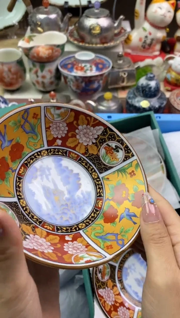 【闪购商品】瓷片隆莲瓷器欢迎大家