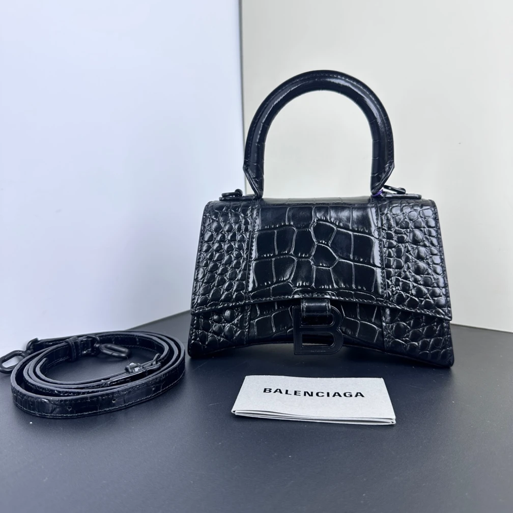 99新 Balenciaga/巴黎世家 【十六专属】纯黑鳄压xs沙漏斜挎包/CX
