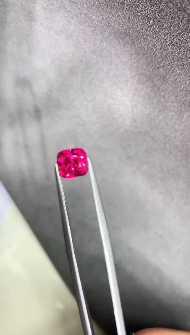 裸石尖晶石xl-569 2.06ct